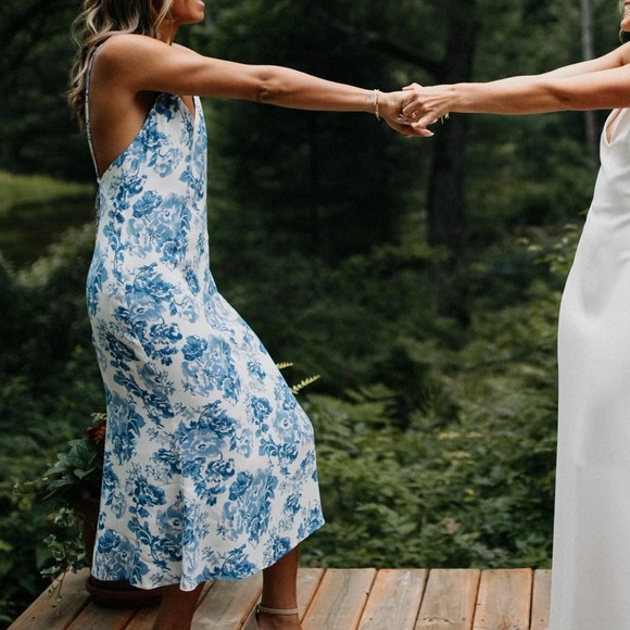 Reformation Blue Floral Dress - Picture 2 of 4